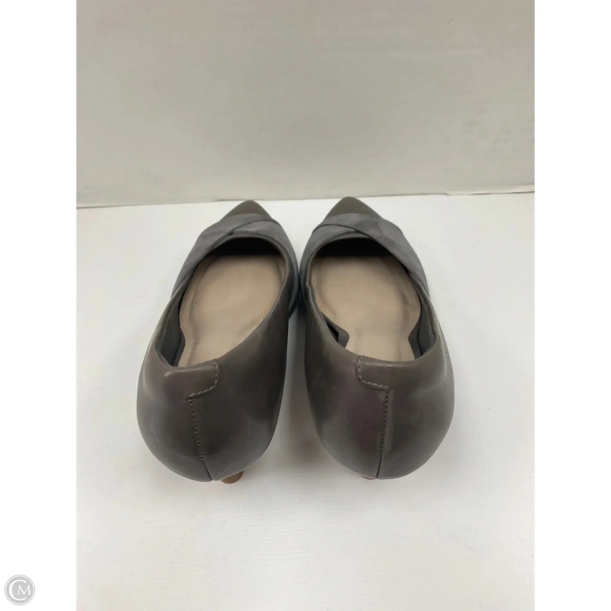 Shoes Heels Kitten By Clarks In Grey, Size: 7.5