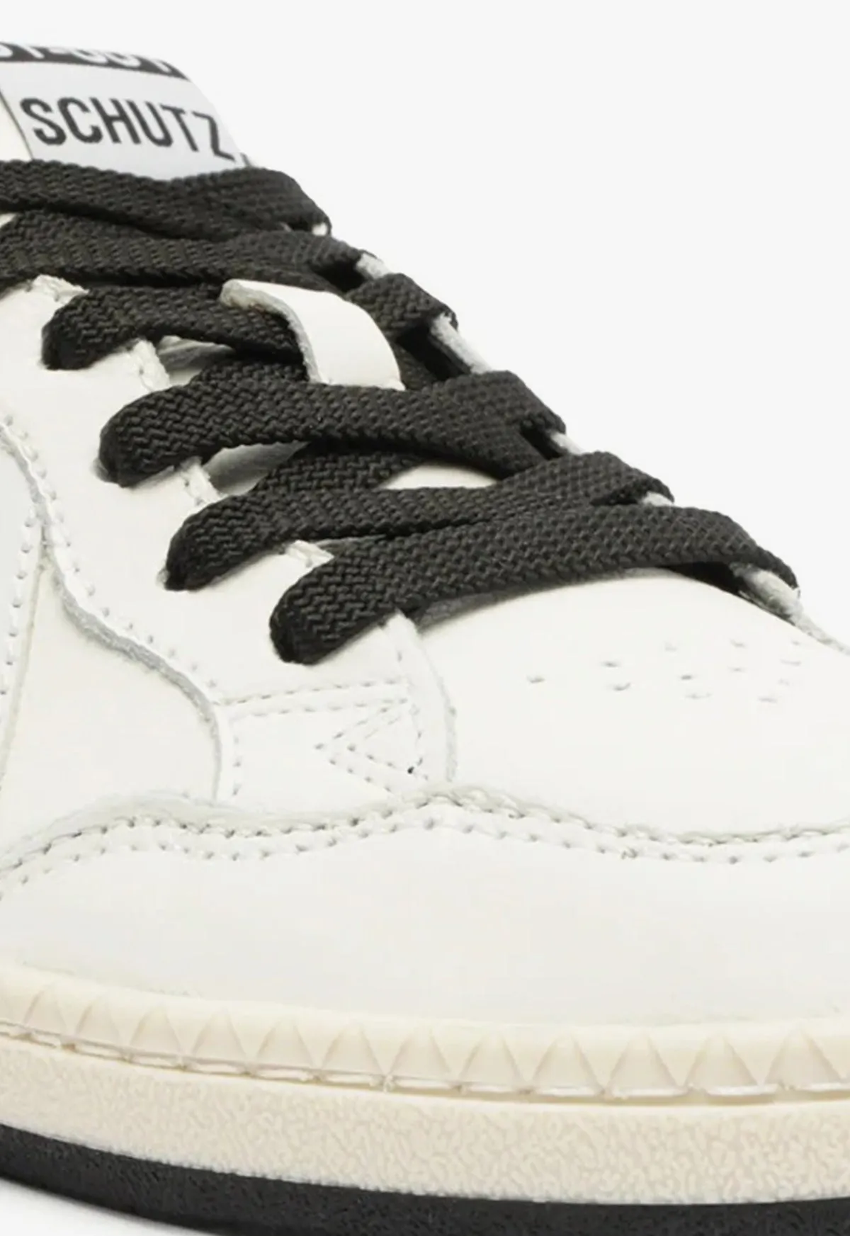 ST-001 Leather Sneaker